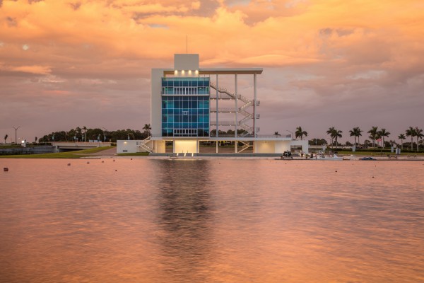 Nathan Benderson Park Rowing Tower - Inspiration Gallery - YKK AP ...